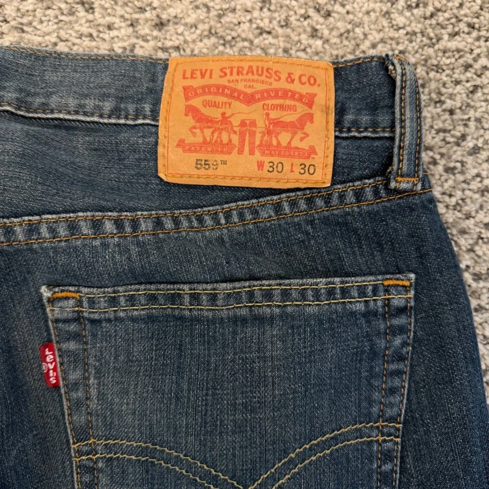 Levis 559 Relaxed Straight Dark Wash Blue Denim Jeans Mens 30x30